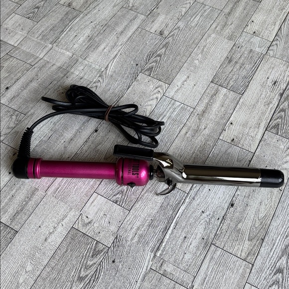Hot Tools Professional 1/2” Curling Iron Wand - Picture 1 of 7